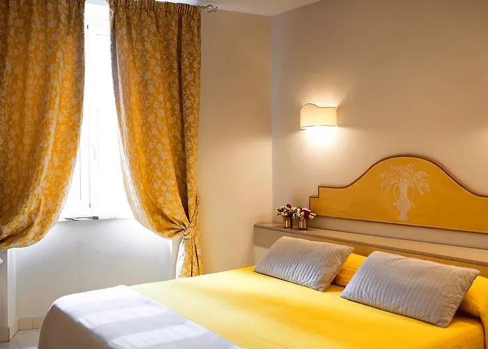 فندق Virgilio 3*